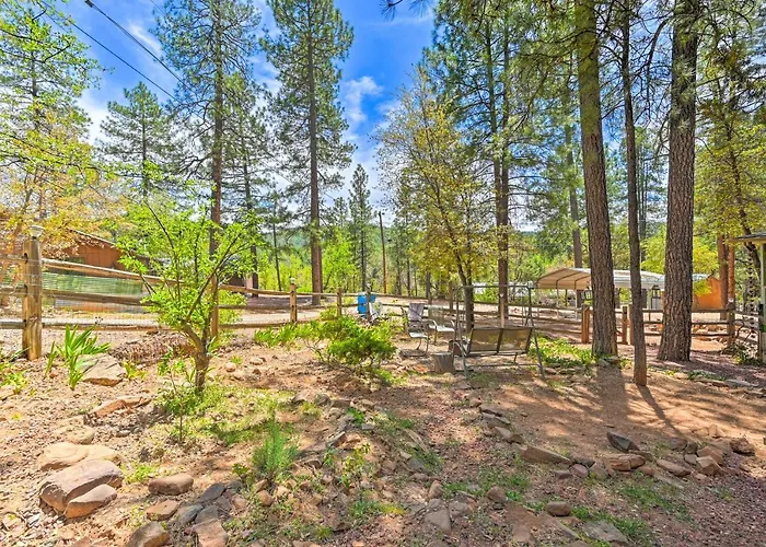 Near Hiking Trails: Woodsy W/ Fire Pit